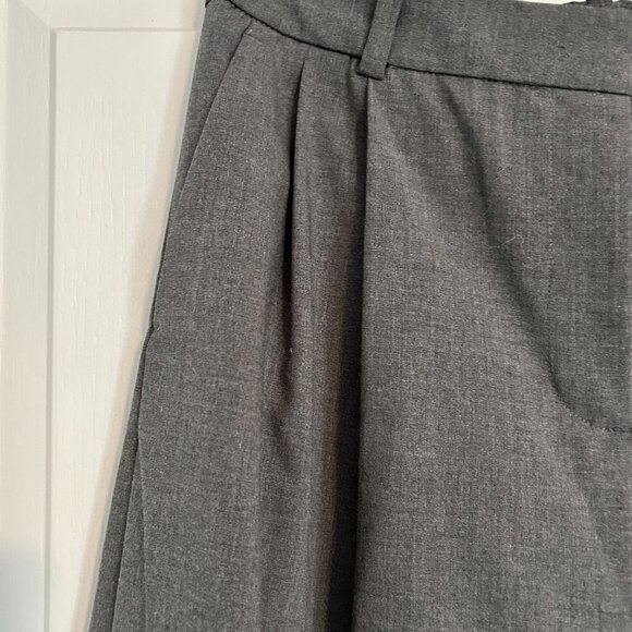 ZARA Tailored Wide-Leg Trouser – Classic Charcoal Gray (Size XS / EU34 / MEX24) - Picture 4 of 6